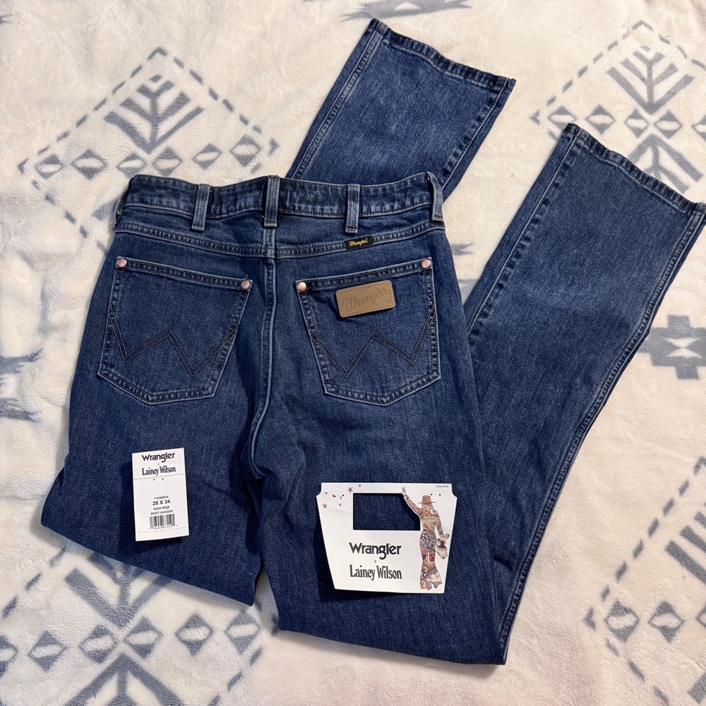 Wrangler X Lainey Wilson Boot Hugger Jeans - 28x34